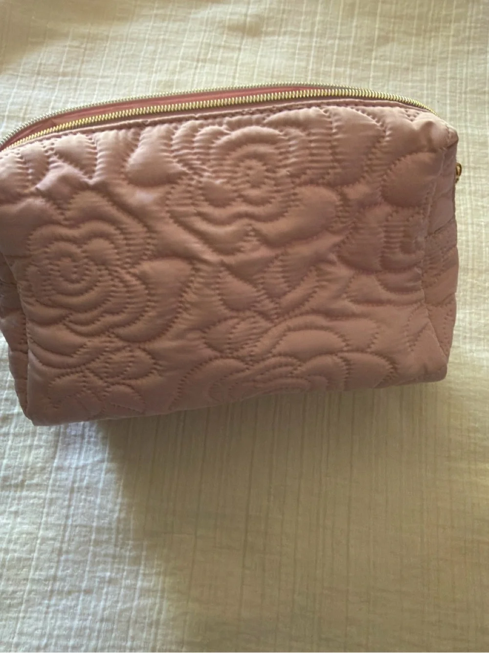 Quilted Floral Cosmetic Pouch - Light Pink